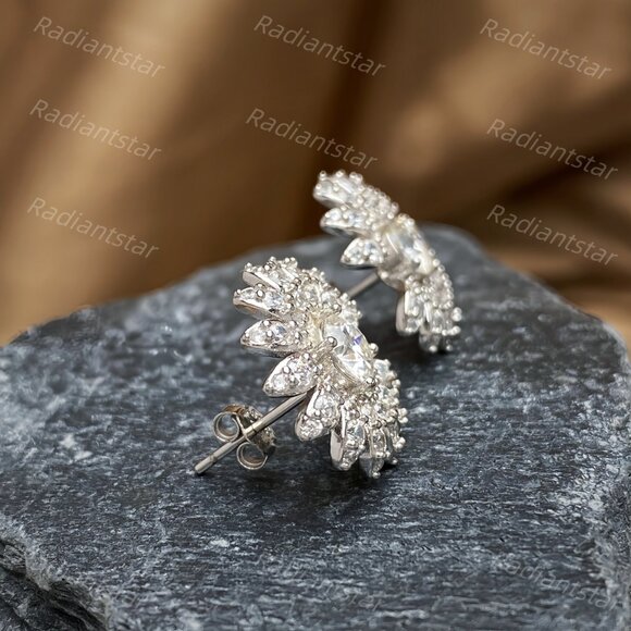 NEW Certified 1ct. t.w. Moissanite Daisy Flower Stud Earrings - Picture 5 of 6